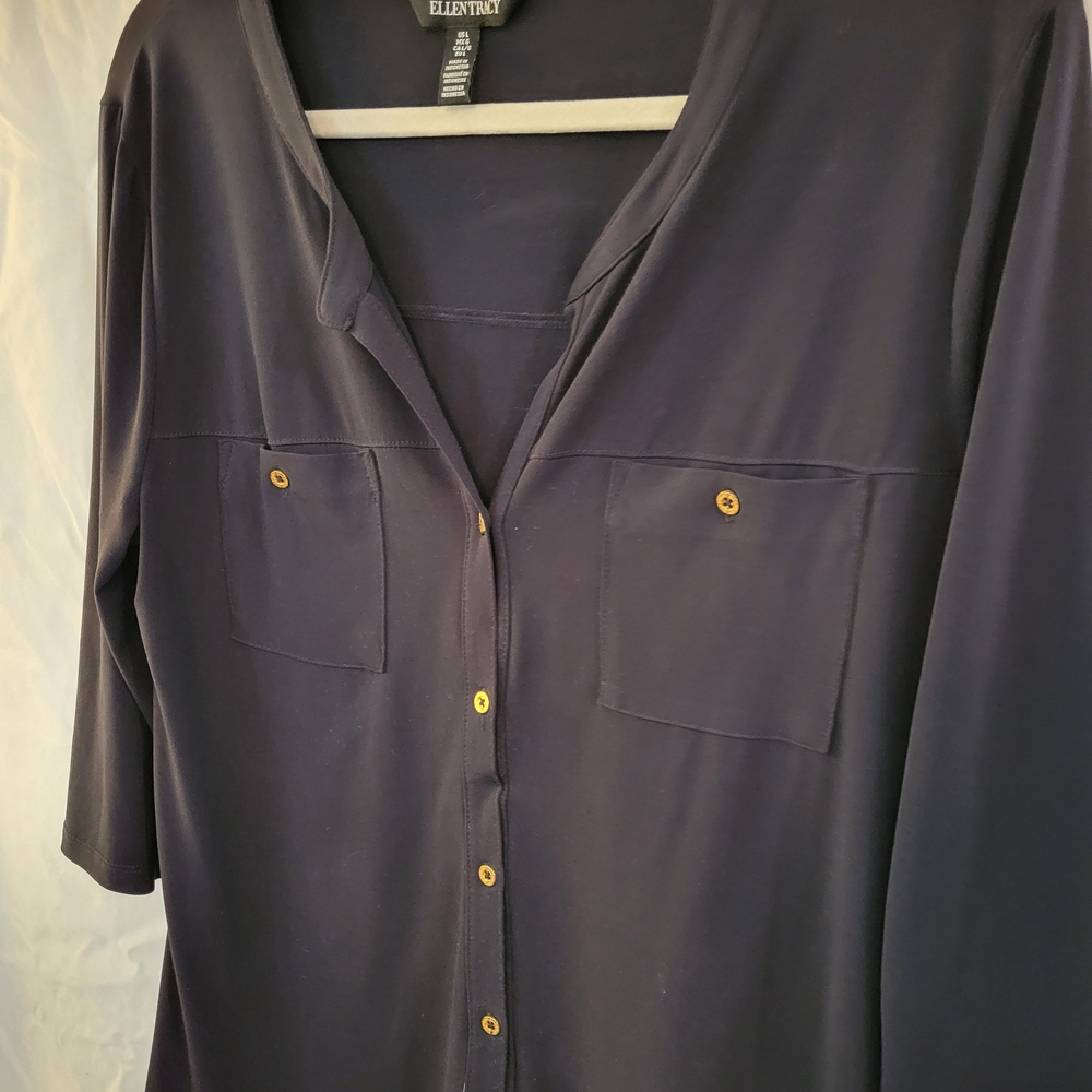 Ellen Tracy Navy and Cream Blouse